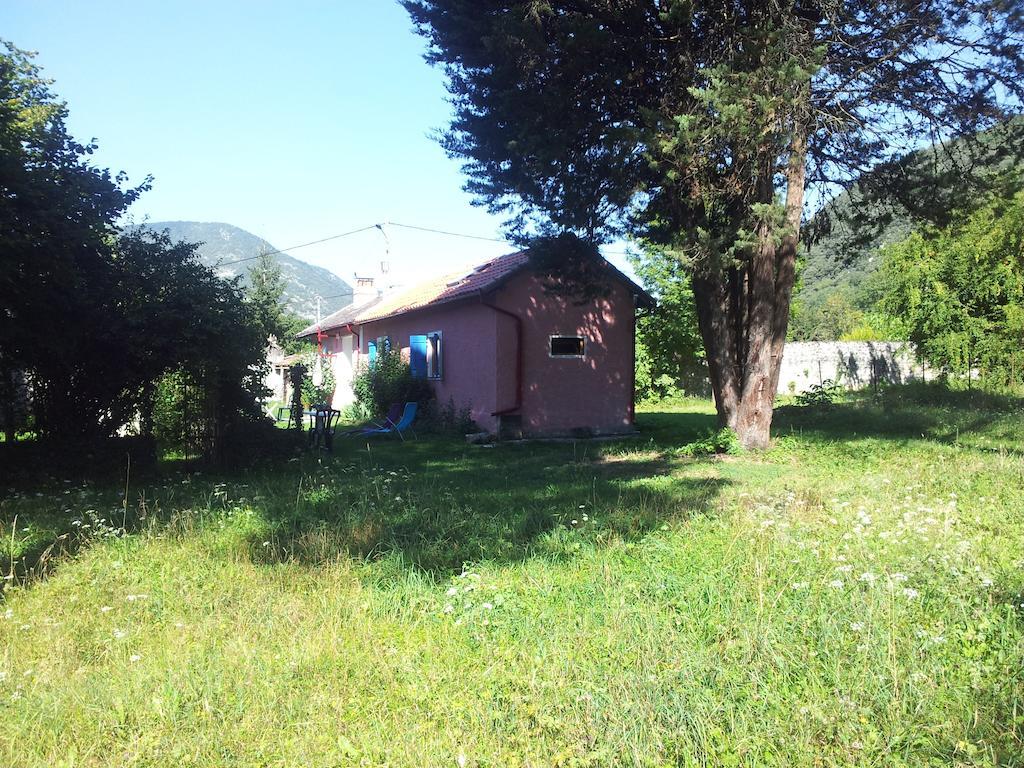 La Pyrene Maison De Vacances Ore  Стая снимка