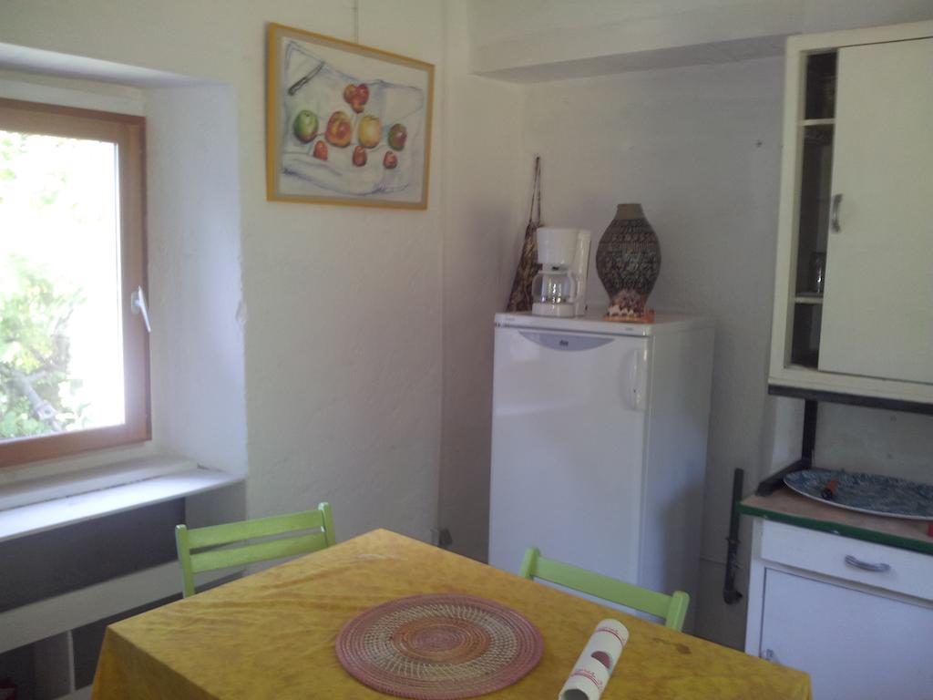 La Pyrene Maison De Vacances Ore  Стая снимка